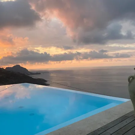 Massimo - Luna With Panoramic Infinity Pool